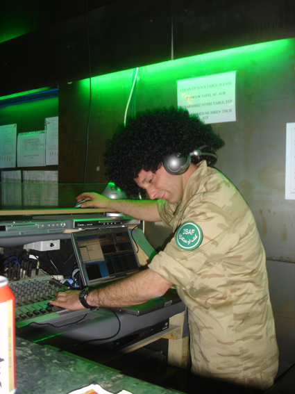 Heureusement, DJ Funk est là pour adoucir les moeurs...