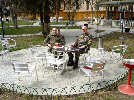 Le TOP c'est le café que l'on prend après dans le jardin du HQ ISAF !