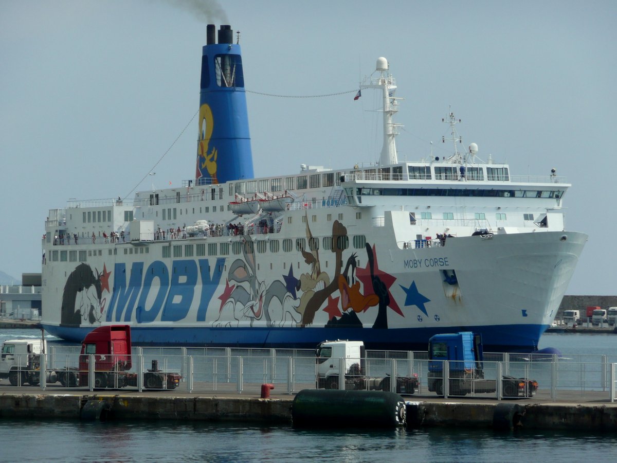 Le départ du Moby Corse de Bastia pour Genova, en juillet 2013 ; photo : Romain Roussel