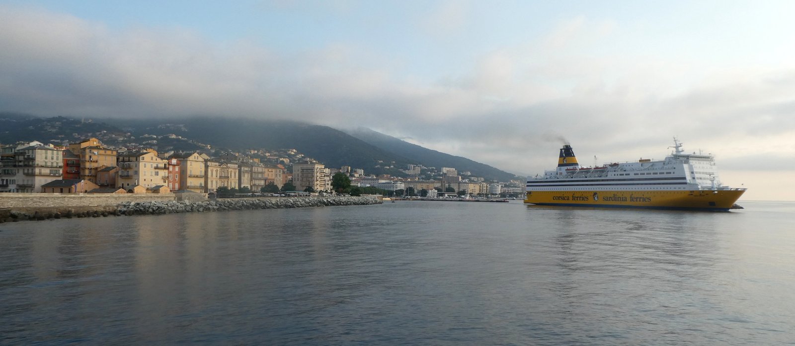Départ du Mega Regina de Bastia le 22 juillet 2021 ; photo : Romain Roussel