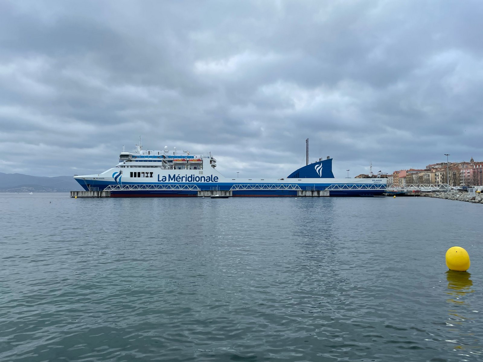 Le Pelagos à quai à Ajaccio, en février 2021 ; photo : Pascal Lenzi