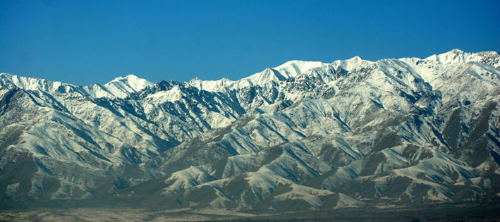 Les contreforts de l'Himalaya... Point culminant du pays : 7400 m !!!