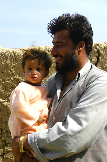 Ne serait-ce pas Alaran qui ménerait une vie de famille secrète en Afghanistan ?