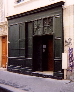 KELLER'S Raunchy Cruise Bar PARIS
