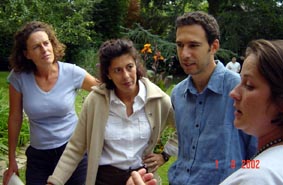 au lieu de parler, occupez vous des nains