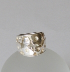 bague ruban de fleurs
