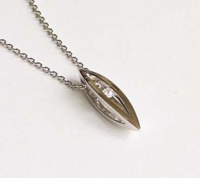 Pendentif Navette 