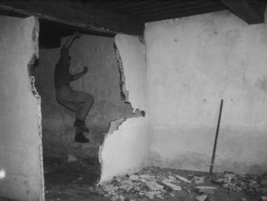 Suppression du cloisonnement en brique en 1991